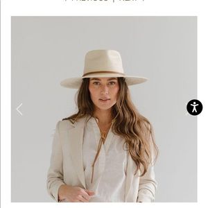 NWT: GIGIPIP River Guatemalan palm hat